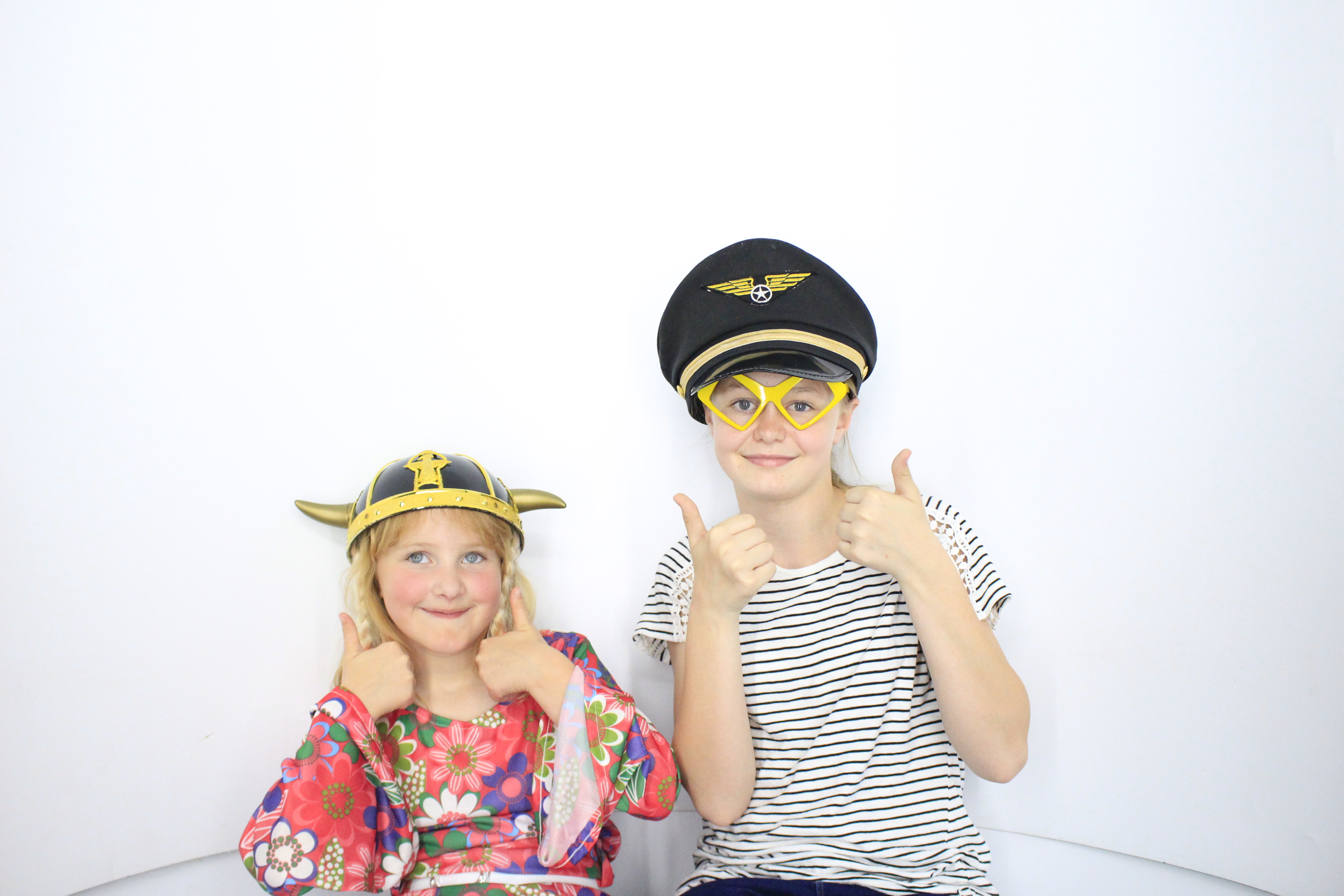 Jodie’s 40th Birthday | View more photos from the event at gallery.myphotoboothexperience.co.uk/u/MyPhotoBoothExperienceLtd/Jodie’s-40th-Birthday